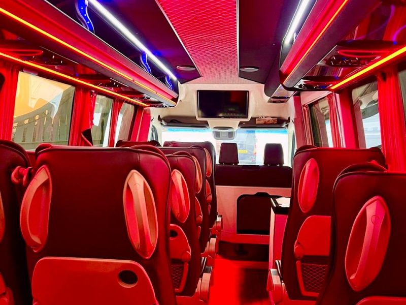 Mercedes-Benz-Sprinter-5